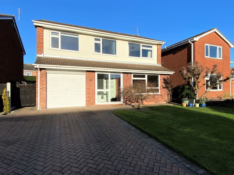 5 bed detached house for sale in Portree Drive, Holmes Chapel, Crewe