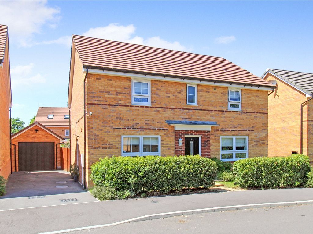 4 bed detached house for sale in Woodgate, Hook RG27 Zoopla