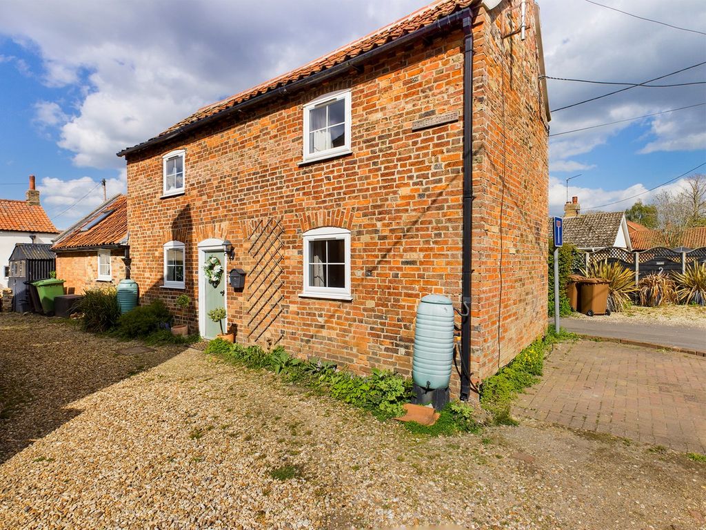 3 bed property for sale in Stocks Hill, Hilgay, Downham Market PE38