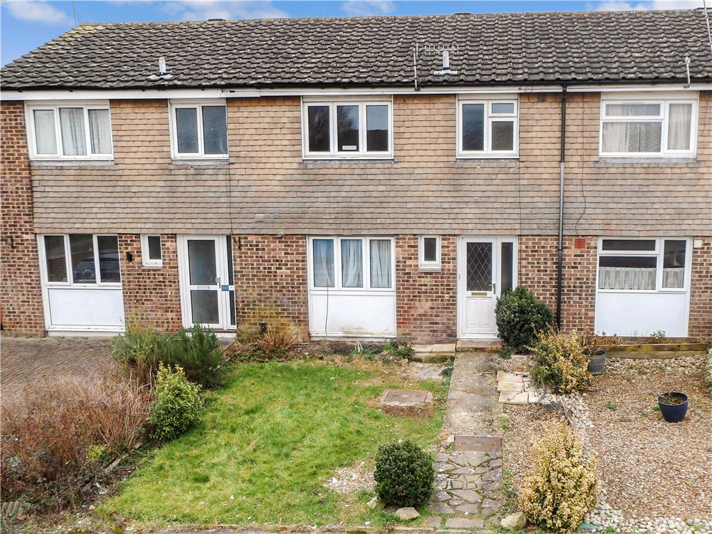 3 bed terraced house for sale in Tutsham Way, Paddock Wood, Tonbridge