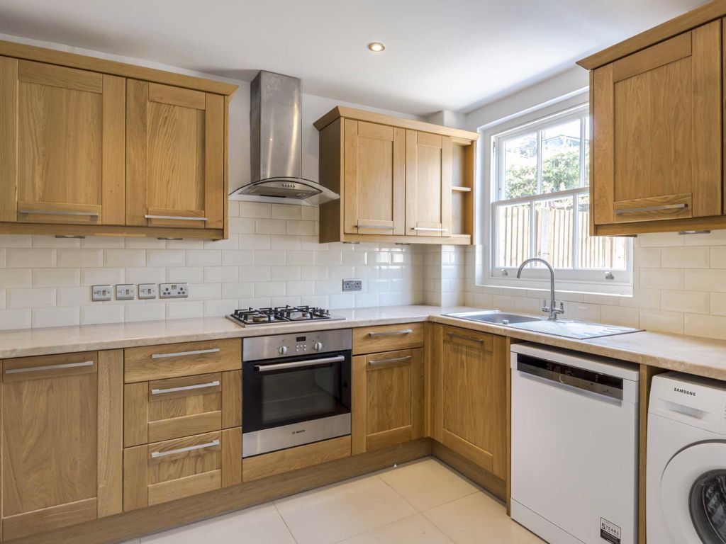 4 bed terraced house to rent in Gosberton Road, London SW12 Zoopla