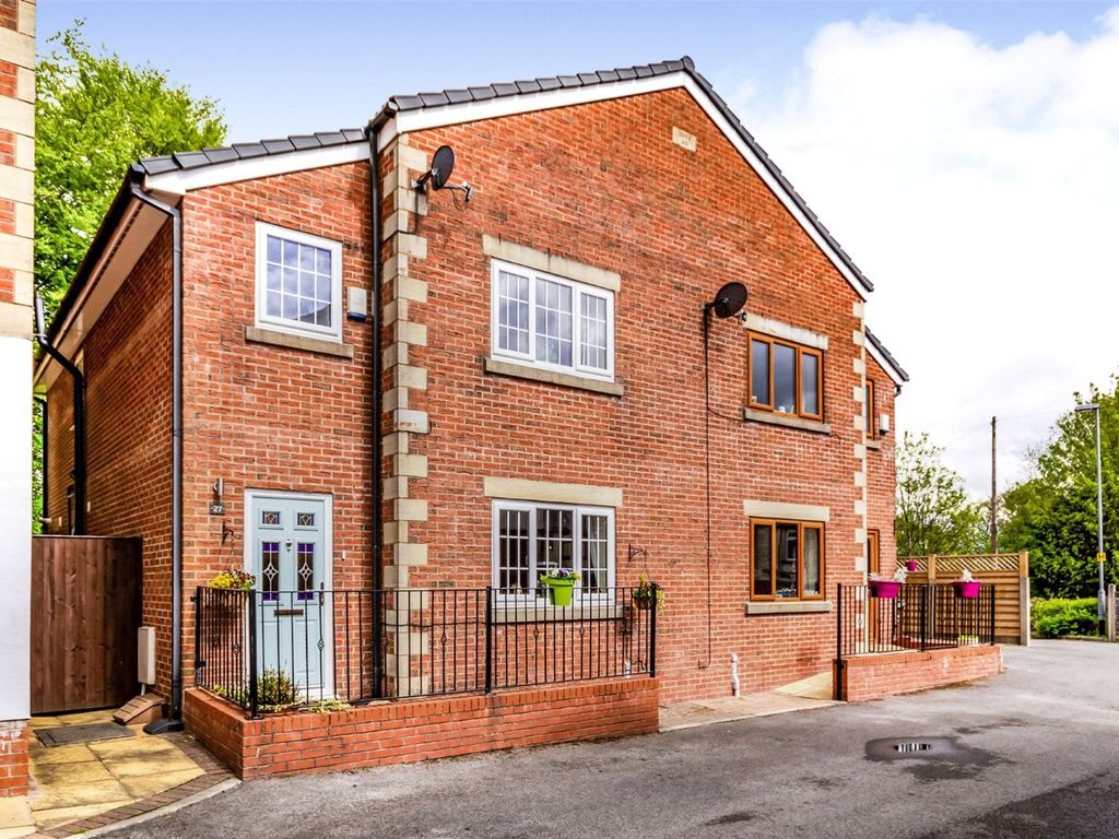 3 bed semidetached house for sale in Victoria Court, Tottington, Bury, Greater Manchester BL8