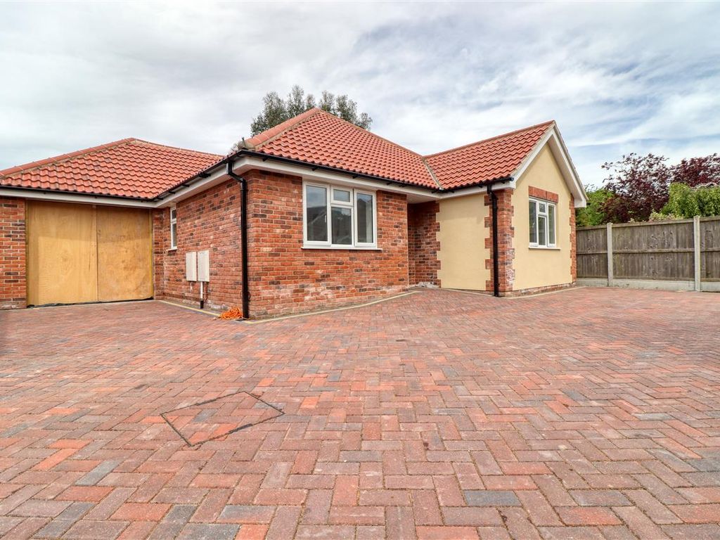 New home, 3 bed bungalow for sale in Manor Gardens, Manor Road, Great