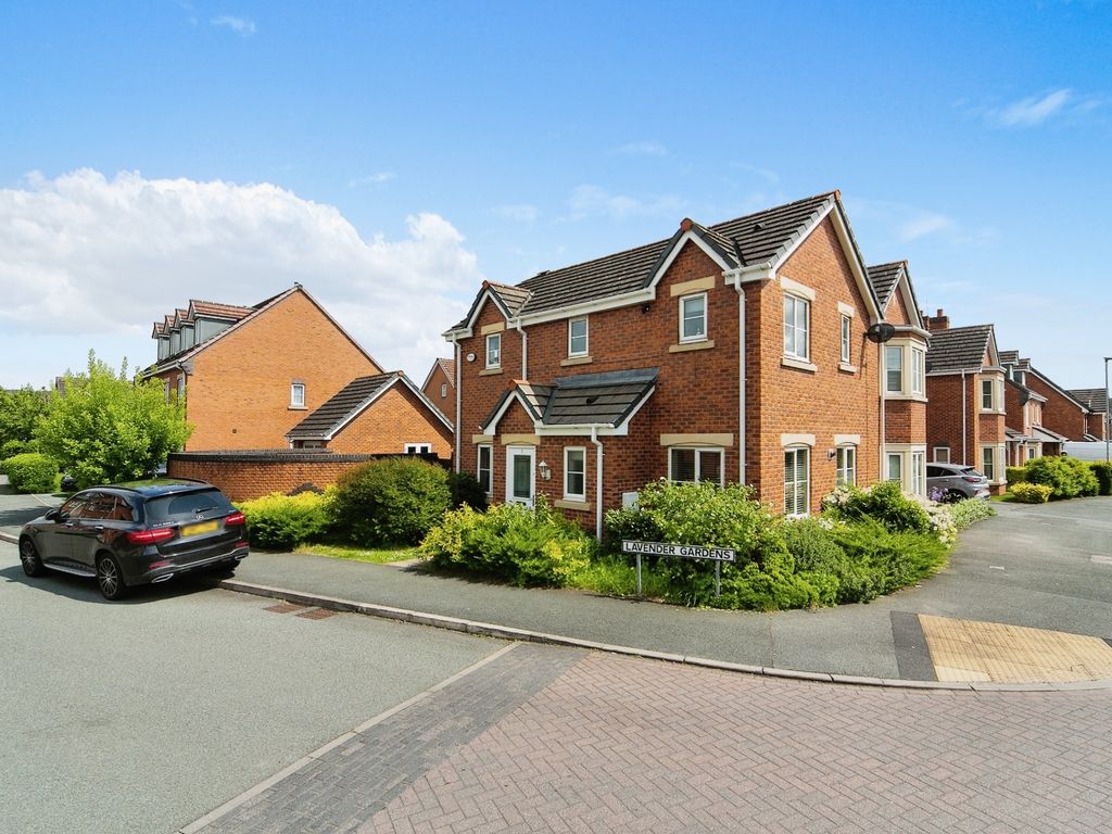 3 bed detached house for sale in Lavender Gardens, Warrington WA5, £