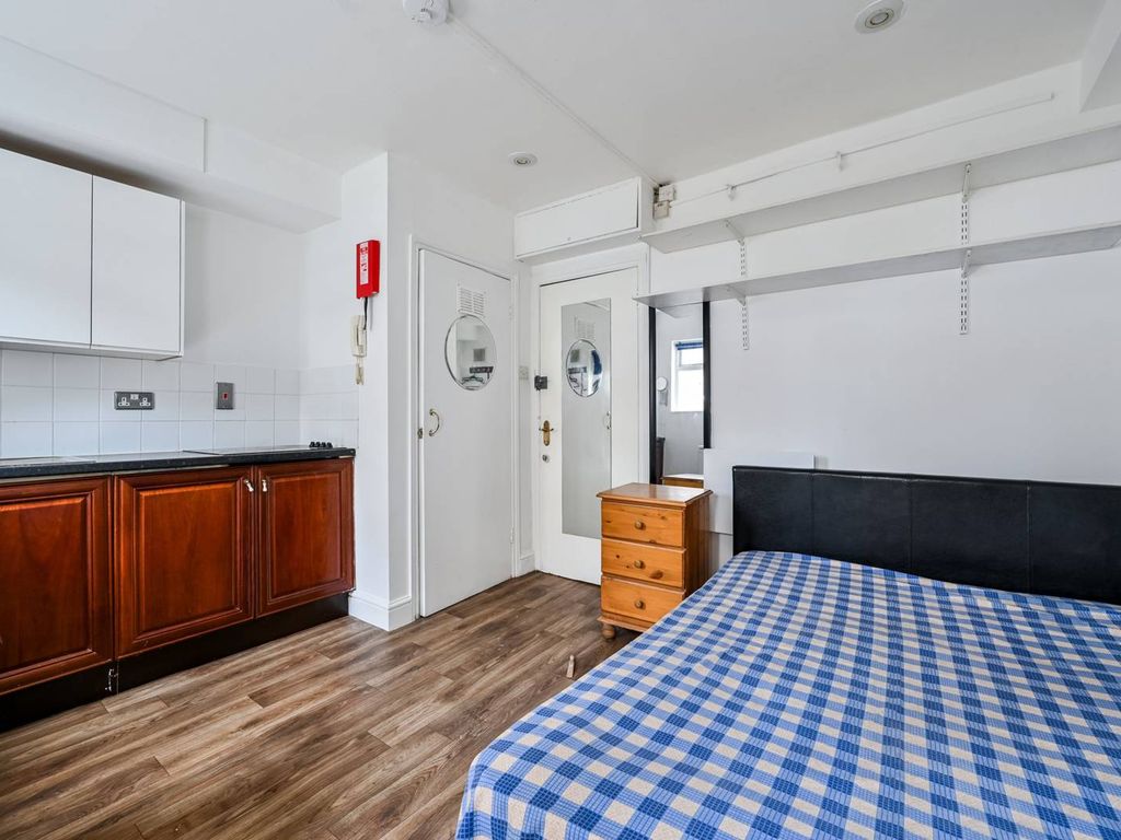 Studio to rent in Hackney Road, Hackney, London E2, £1,100 pcm Zoopla