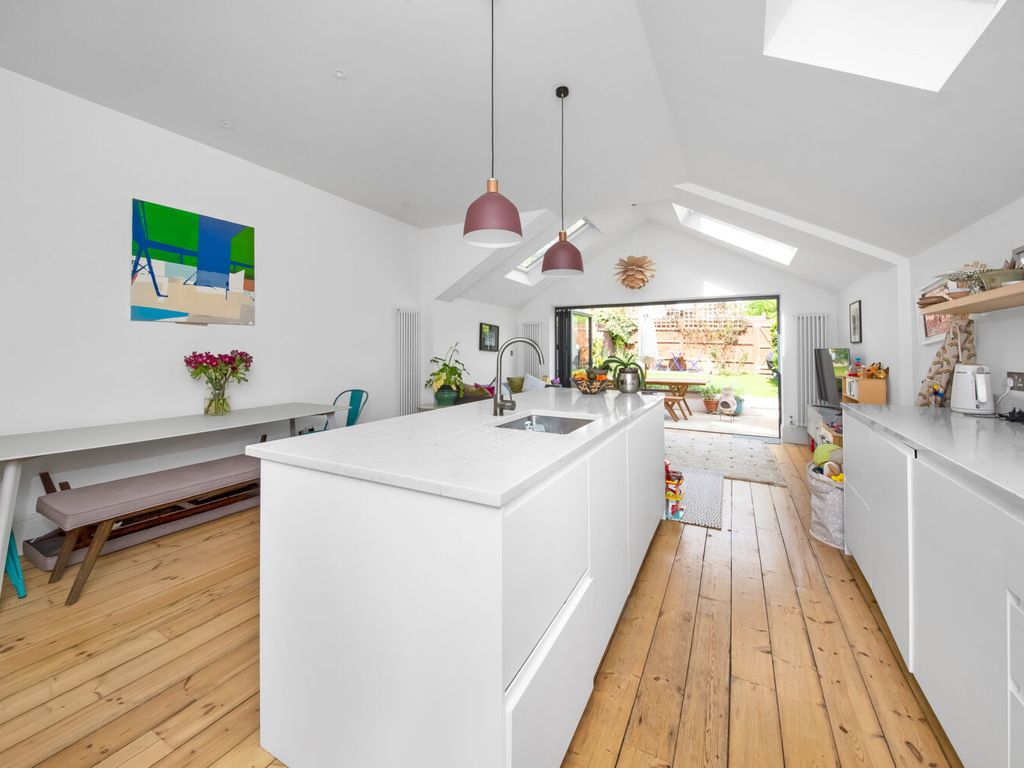 Ruskin Walk Herne Hill London SE24  