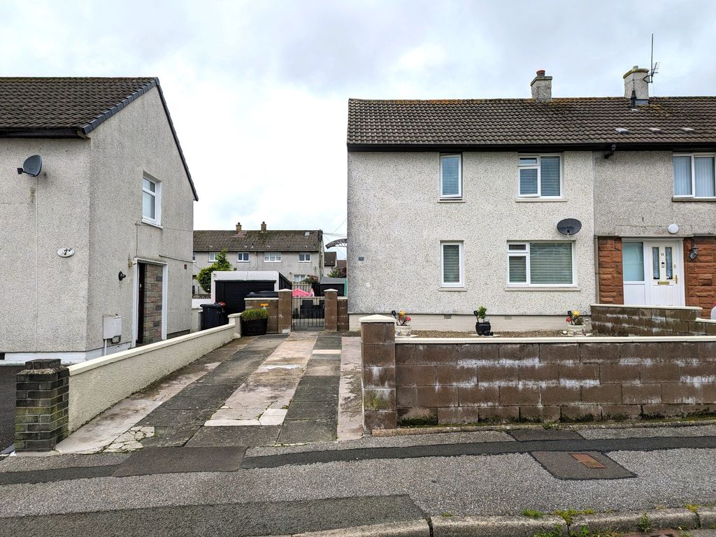 2 bed end terrace house for sale in 9 Heston Avenue, Dumfries DG2, £