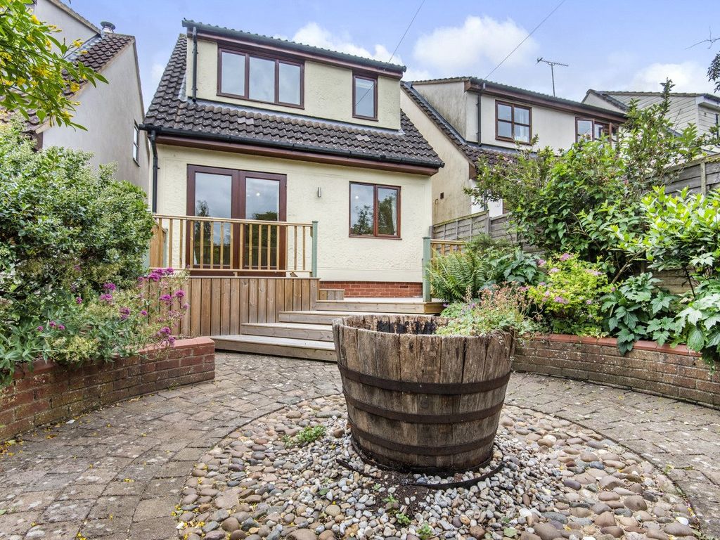 2 bed detached house for sale in Stoney Common, Stansted CM24 Zoopla