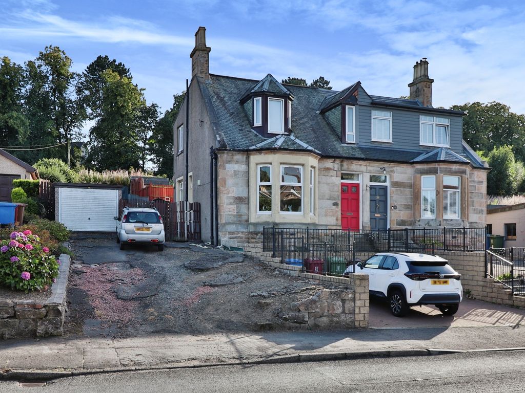 2 bed flat for sale in Redding Road, Falkirk FK2, £85,000 Zoopla