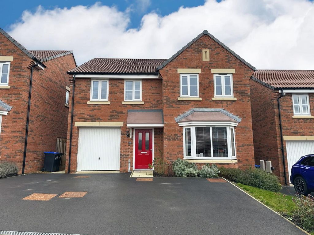 4 bed detached house for sale in Sessions Way, Duston, Northampton NN5