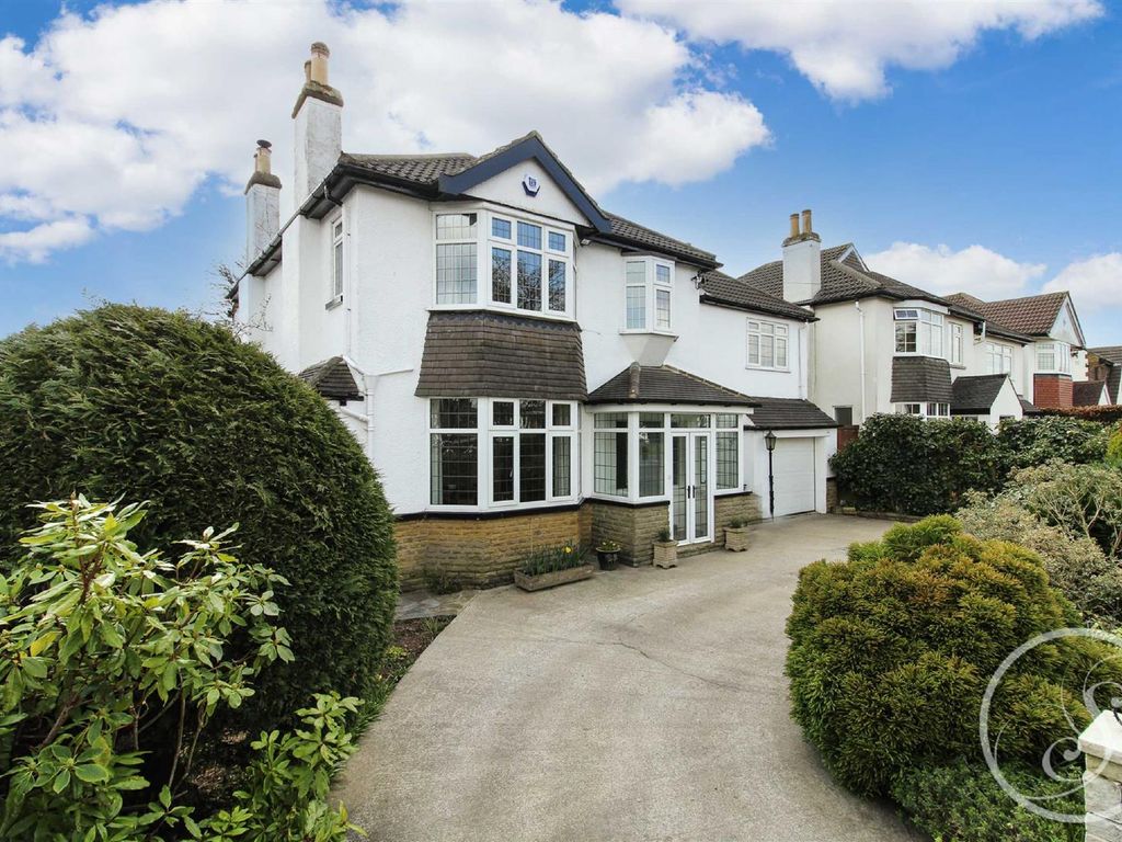 5 bed detached house for sale in Alwoodley Lane, Alwoodley, Leeds LS17