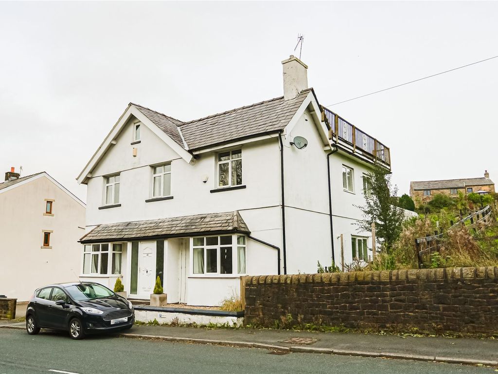 3 bed detached house for sale in Burnley Road, Cliviger, Burnley BB10