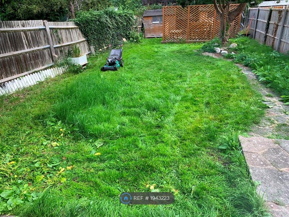 3 bed semidetached house to rent in Cromwell Road, Kent BR3, £3,350 pcm Zoopla