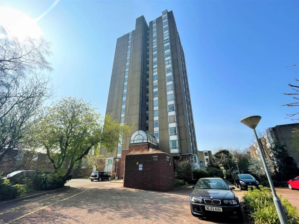 Flat 74 Osprey Heights, 7 Bramlands Close, Battersea, London SW11  