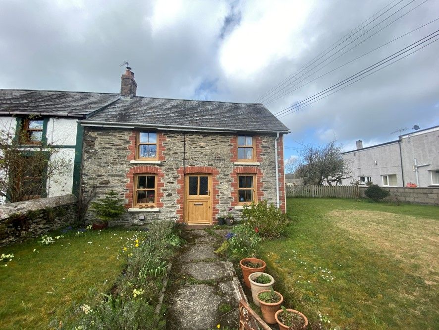 2 bed semidetached house for sale in Tynewydd, Penrhiwllan, Llandysul