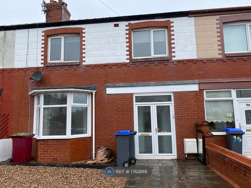 3 bed terraced house to rent in Cavendish Road, Blackpool FY2 Zoopla
