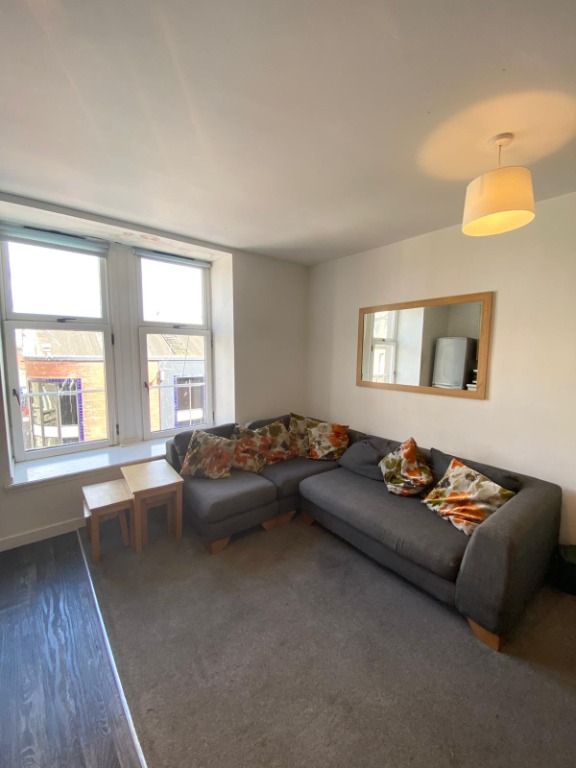 4 bed flat to rent in Seagate, City Centre, Dundee DD1, £1,450 pcm Zoopla