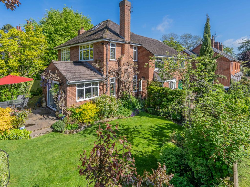 4 bed detached house for sale in Mentone Avenue, Aspley Guise, Milton