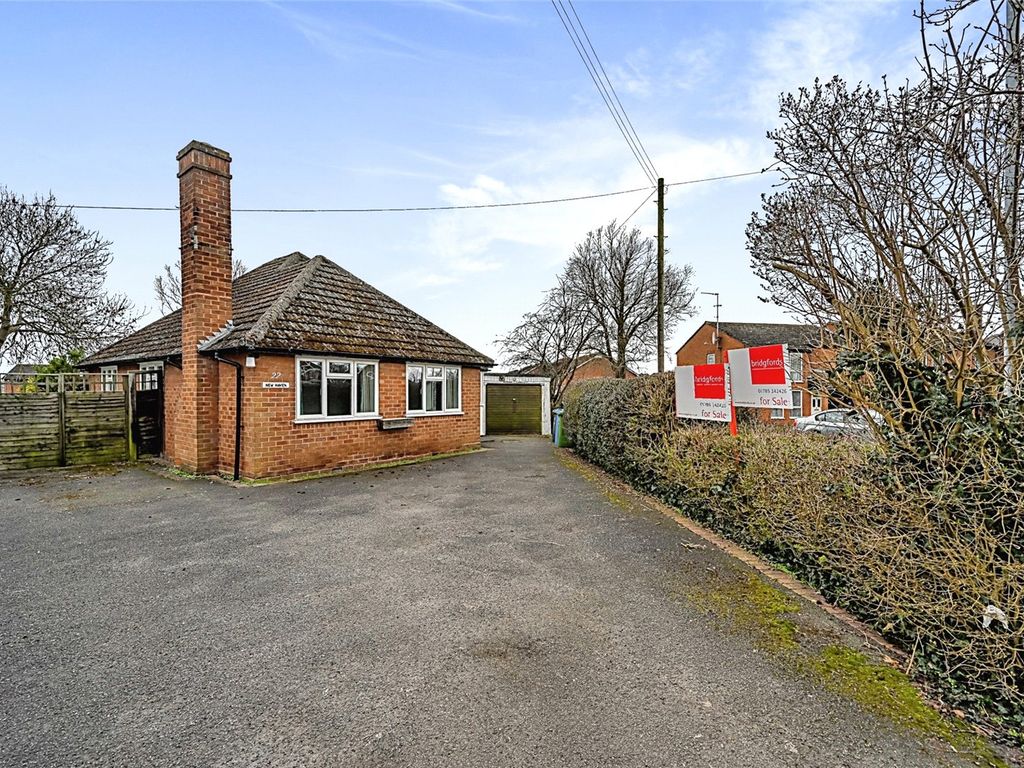 2 bed bungalow for sale in High Street, Wheaton Aston, Stafford