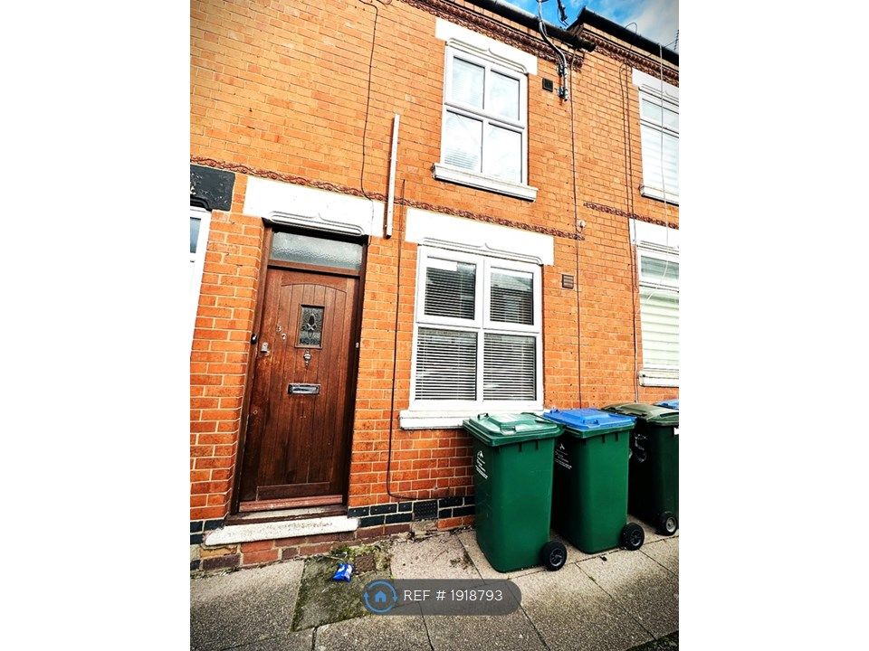 2 bed terraced house to rent in Longford, Coventry CV6, £1,050 pcm Zoopla