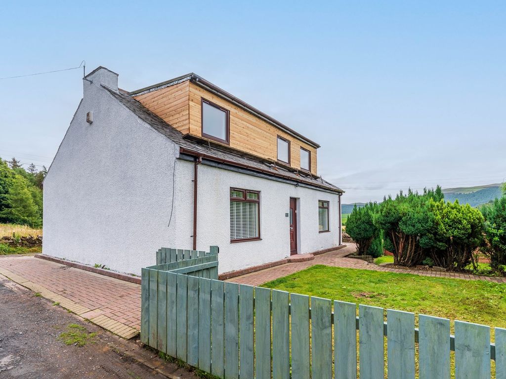 5 bed detached house for sale in Cowiefaulds Cottages, Gateside, Cupar