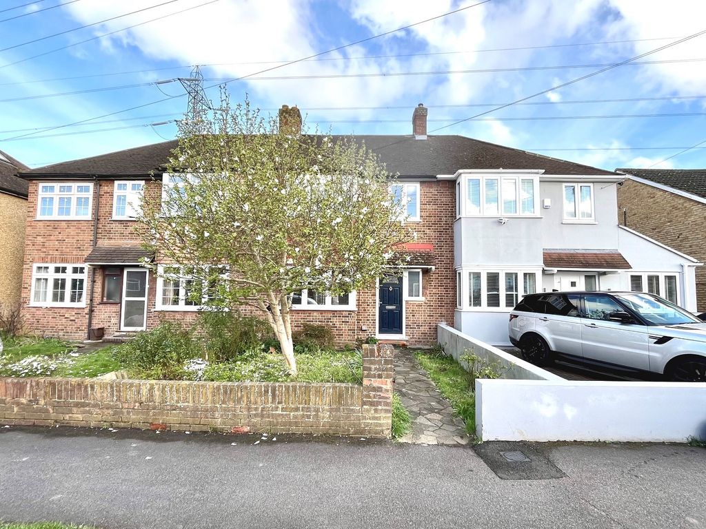 3 bed terraced house for sale in Chessington Hill Park, Chessington