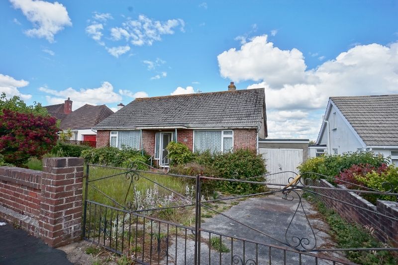 2 bed detached bungalow for sale in Laura Grove, Paignton TQ3 Zoopla