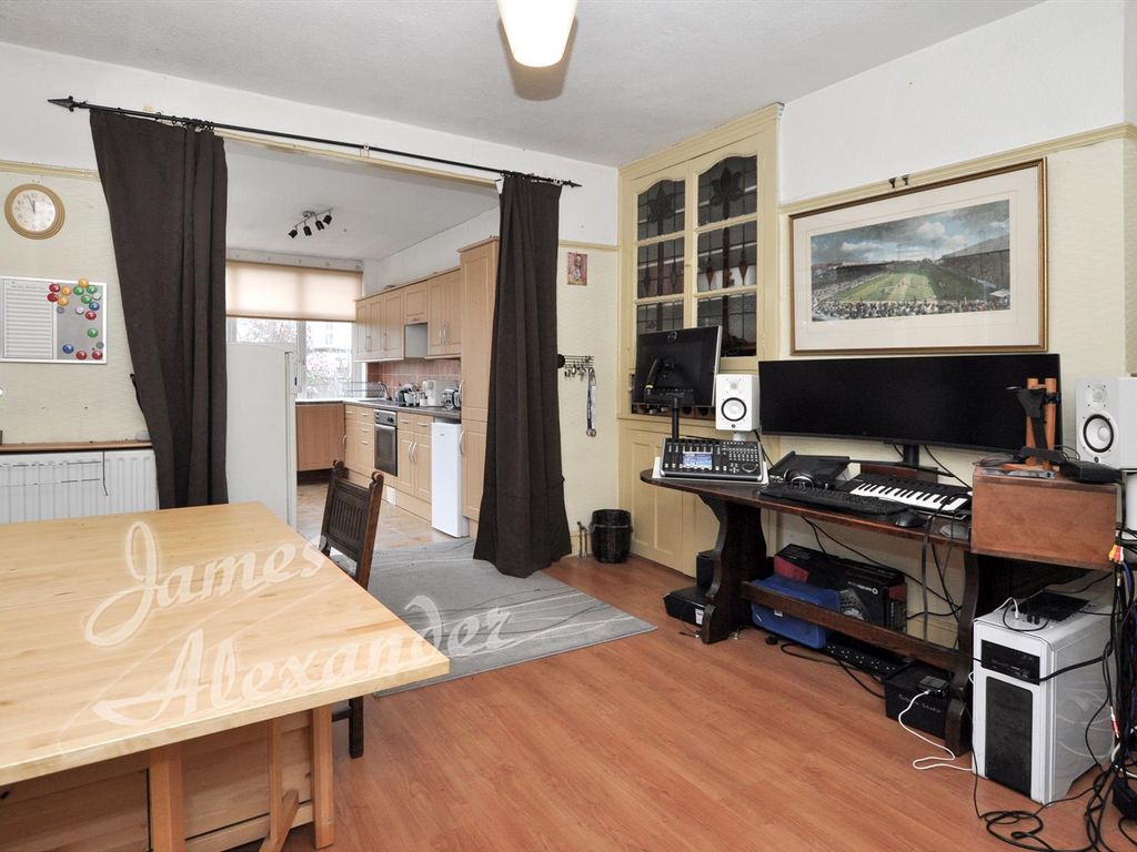 4 bed property for sale in Strathyre Avenue, London SW16 Zoopla