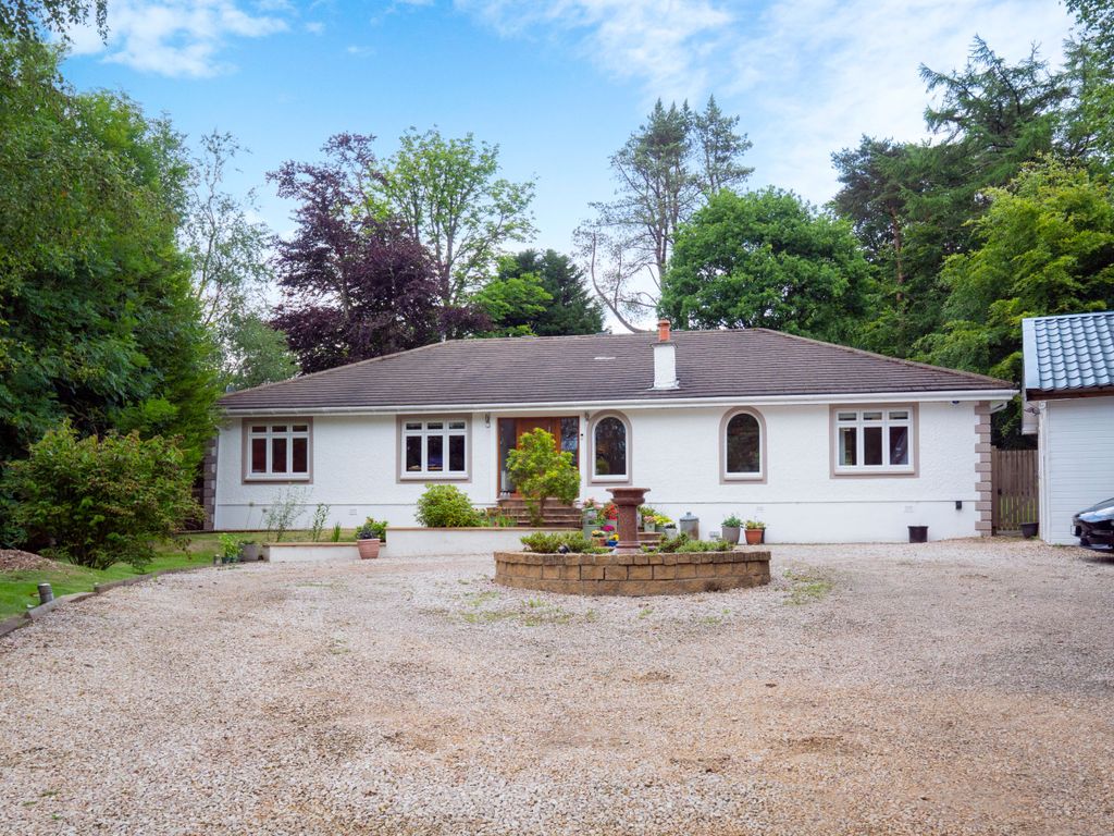 4 bed bungalow for sale in Kilwhang, Main Street, Killearn, Glasgow G63