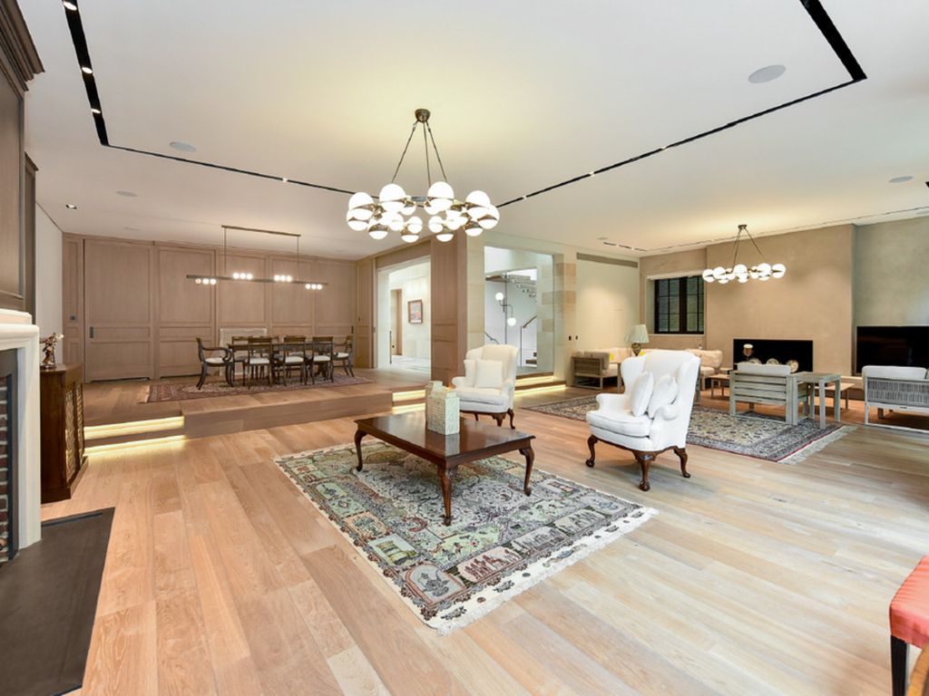 7 bed detached house for sale in The Avenue Knolehurst, London N2, £15,000,000 Zoopla