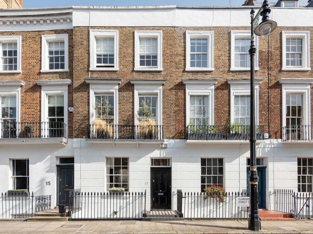 3 bed terraced house for sale in Clarendon Street, London SW1V, £