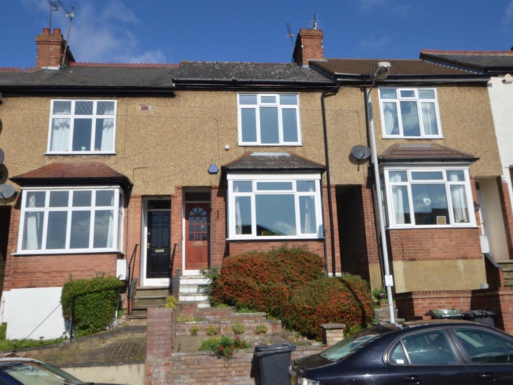 3 bed terraced house to rent in Kingston Road, Luton LU2, £1,375 pcm