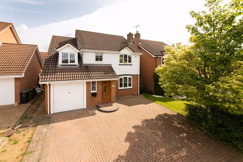 4 bed detached house for sale in Mons Way, Abingdon OX14, £695,000 Zoopla
