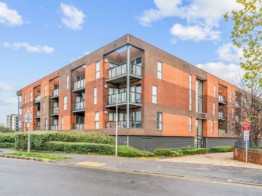 1 bed flat for sale in Usk Way, Selskar Court NP20 Zoopla