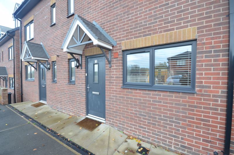 4 bed property to rent in Kay Street, Oswaldtwistle, Accrington BB5