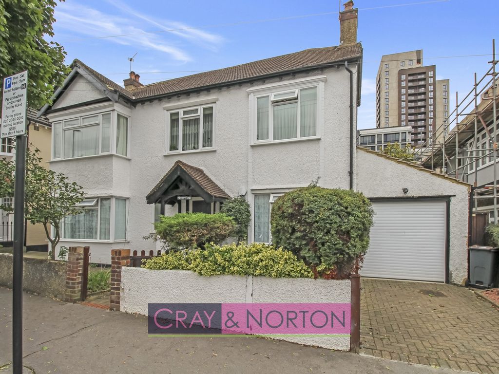 2 bed flat for sale in Blake Road, East Croydon CR0, £400,000 Zoopla