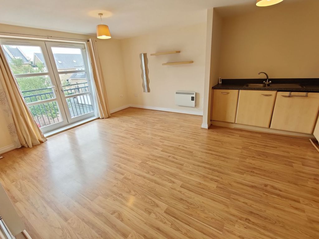 1 bed flat to rent in Albert Promenade, Halifax HX3, £650 pcm Zoopla