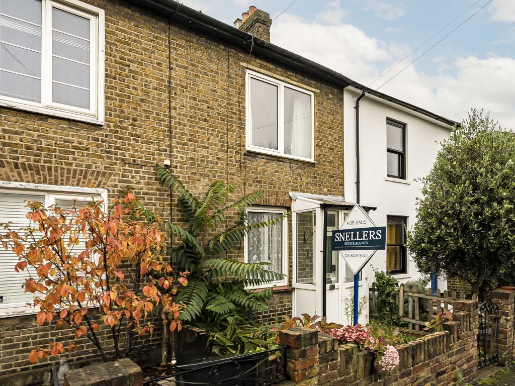2 bed terraced house for sale in Victoria Road, Kingston Upon Thames