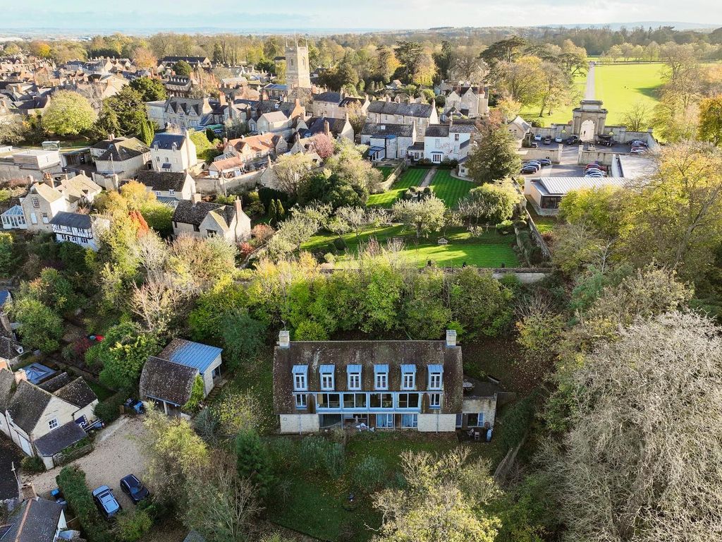 6 bed detached house for sale in Oxford Street, Woodstock OX20 Zoopla