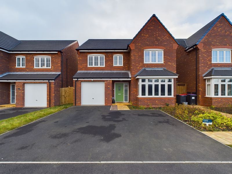 4 bed detached house for sale in Lewis Crescent, Wellington, Telford