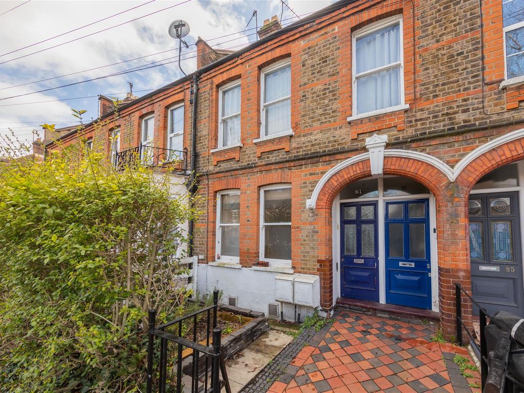 2 bed flat for sale in Winns Avenue, London E17 Zoopla