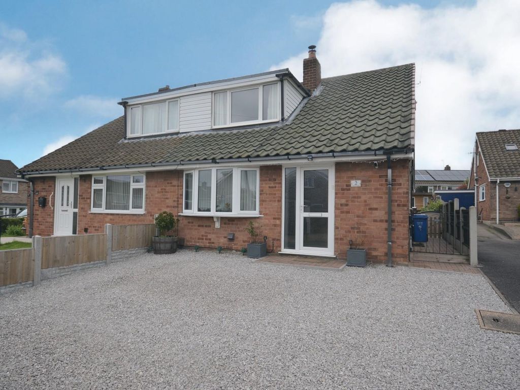 3 bed semidetached house for sale in Langdale Square, Brimington