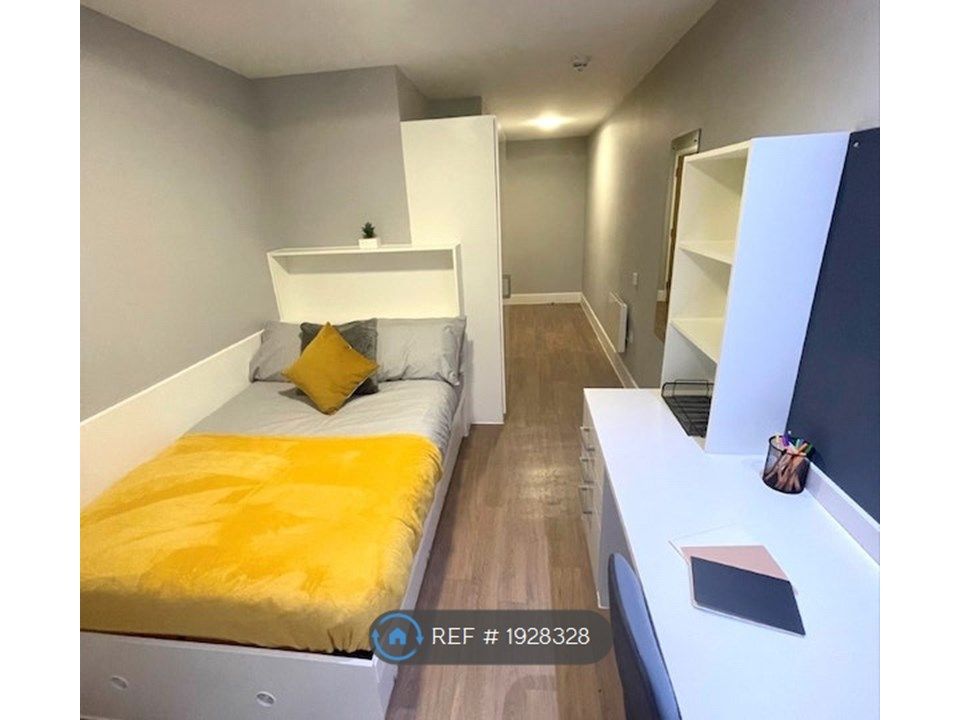 Room to rent in Crewe Street, Chester CH1, £689 pcm Zoopla