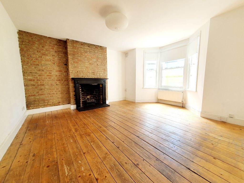2 bed flat to rent in Dalmeny Road, Tufnell Park N7, £2,200 pcm Zoopla