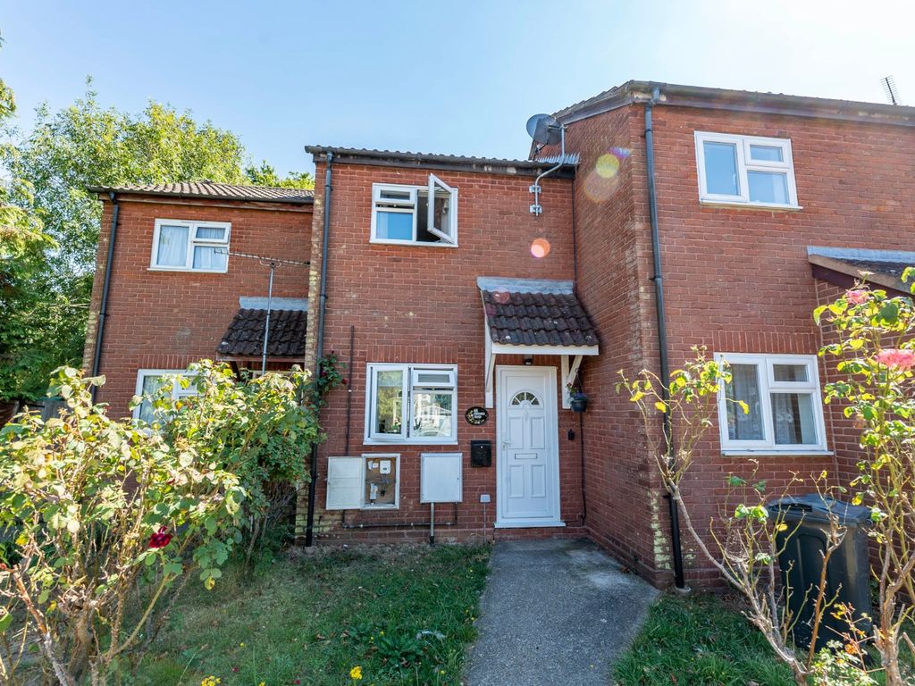 1 bed terraced house for sale in Chelmer Road, Braintree CM7 Zoopla