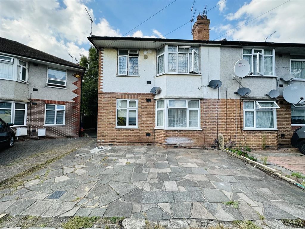 2 bed for sale in Handel Way, Edgware, Middlesex HA8, £