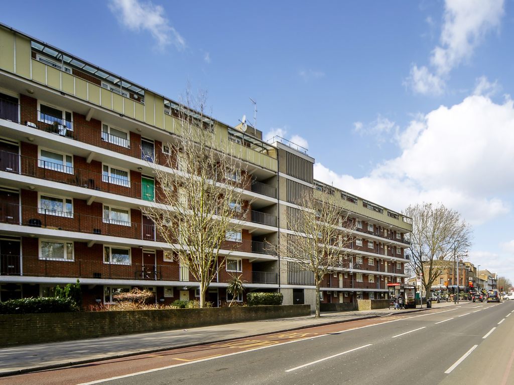 1 bed flat for sale in Musgrave Court, 110 Battersea Bridge Road