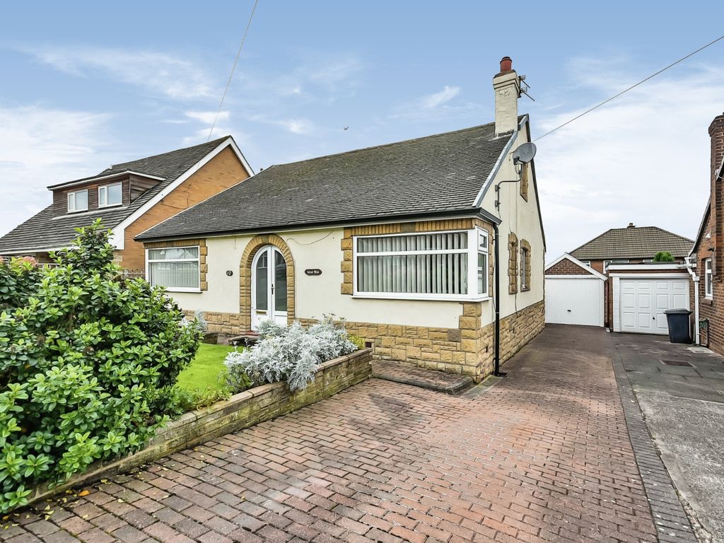 2 bed bungalow for sale in Primrose Avenue, Hyde, Greater Manchester