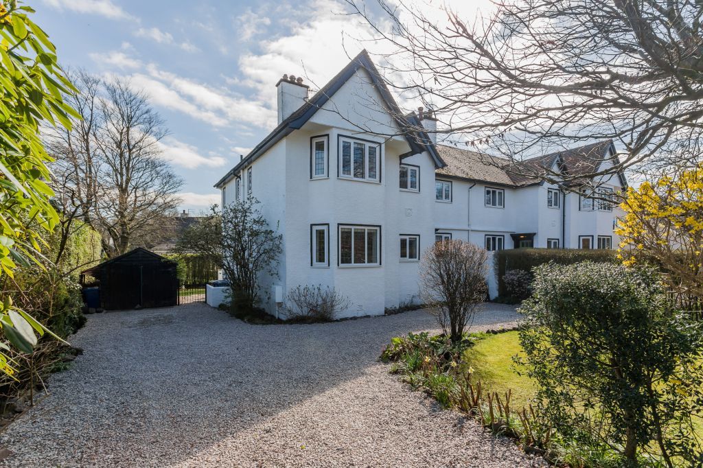 5 bed semidetached house for sale in Cruachmor, Lochwinnoch Road