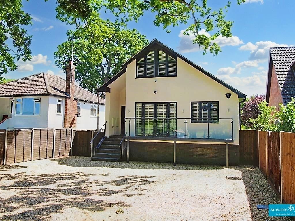 3 bed detached house for sale in Mapledurham Drive, Purley On Thames